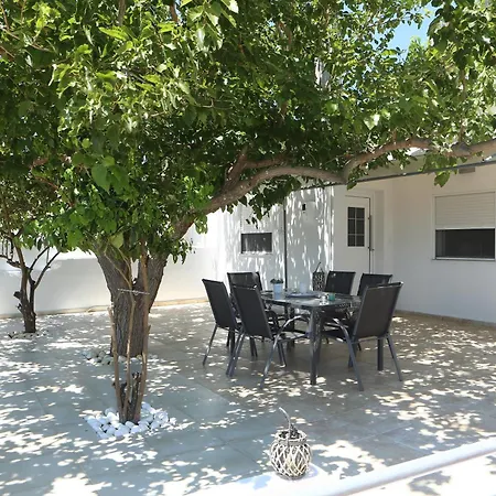 Holiday home Lavi View *